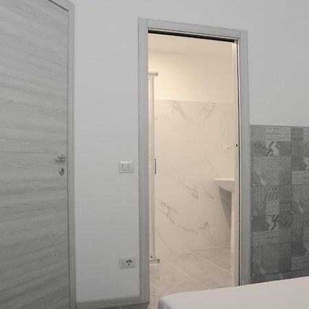Gambara Guests House Hotel Milano Ngoại thất bức ảnh